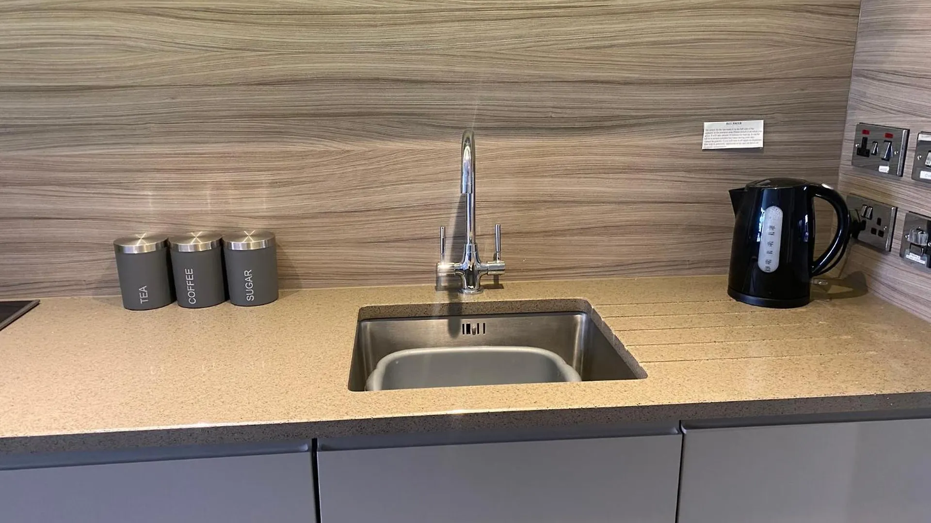 Perfect Apartment In Central York