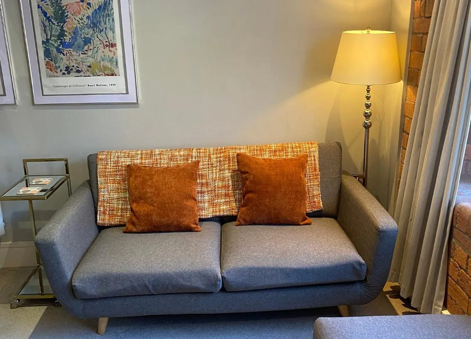 Perfect Apartment In Central York